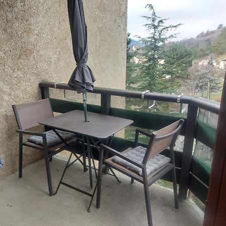 Appartement En Residence Proche Du Plan D'Eau Embrun Dış mekan fotoğraf